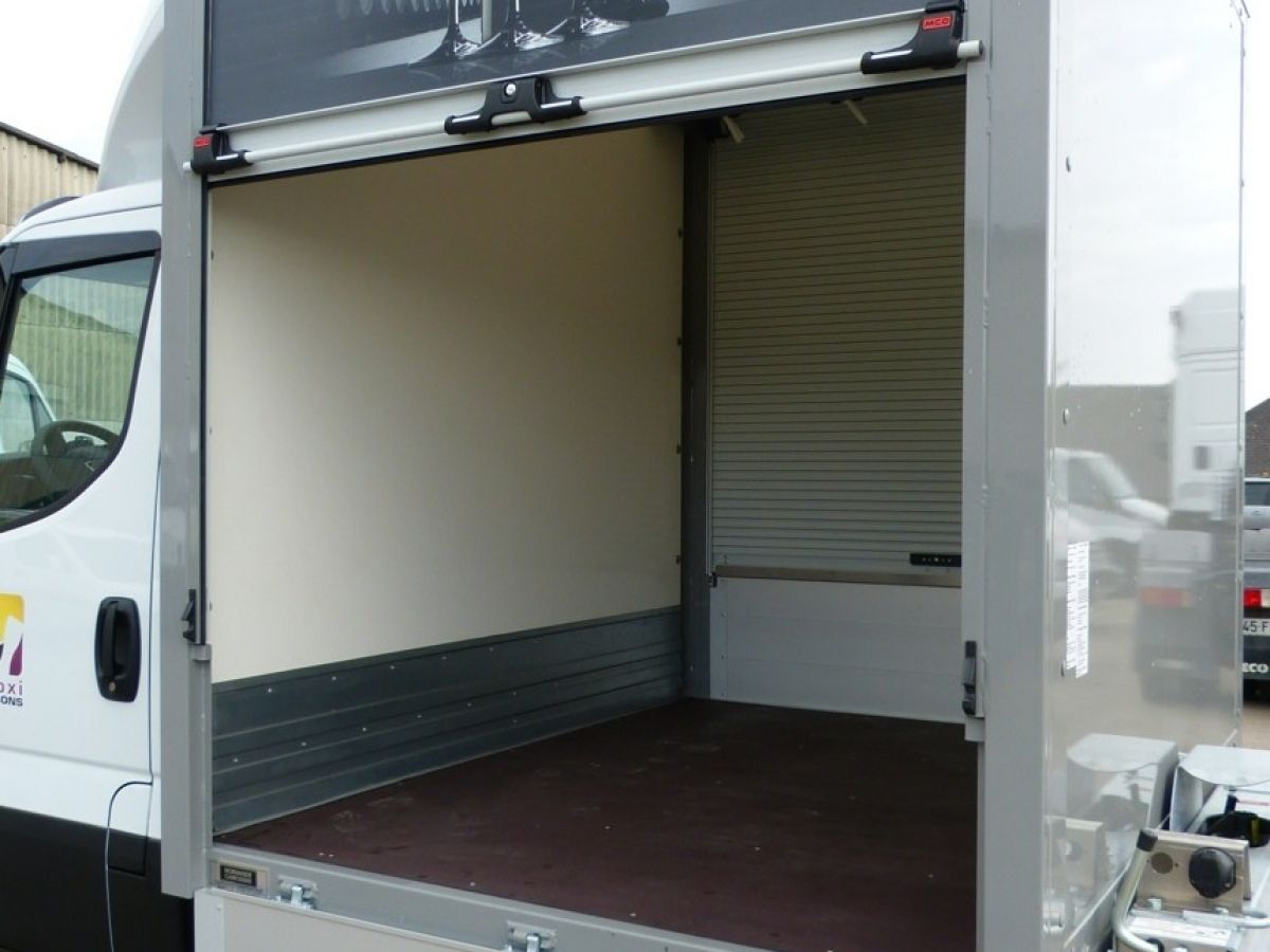 Maxibrasseur : Rideau vertical + ridelle alu basse