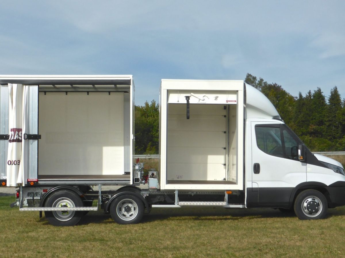 Maxibrasseur : Option porte sectionnelle avant