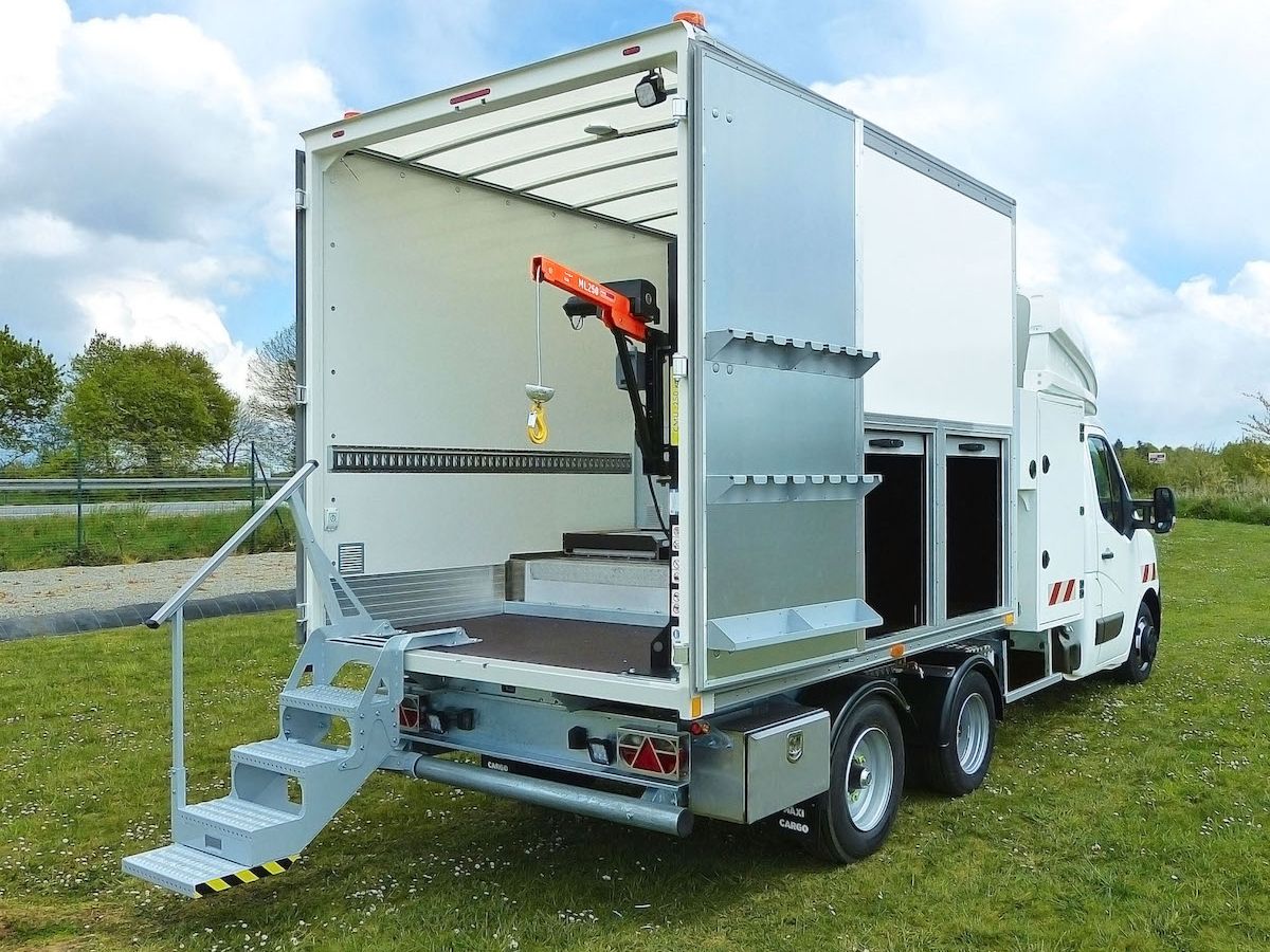 Maxifourgon enrobés avec escalier confort