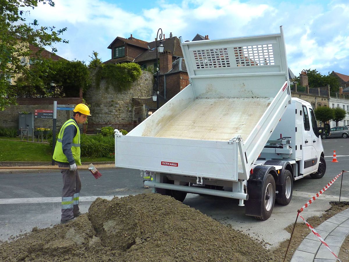 Maxibenne avec 2 tonnes de charge utile