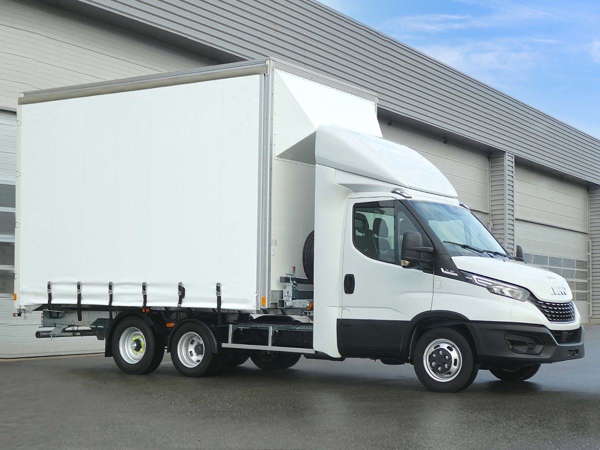 Maxifourgon grande hauteur